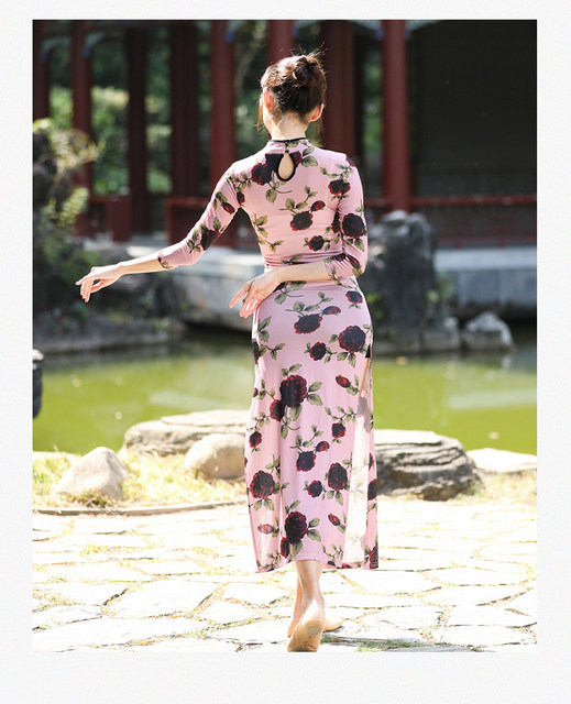 Beautiful and Elegant Garment Chinese Traditional Qipao Dress for Girl 3